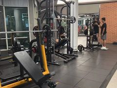 -一兆韦德健身(慧芝湖店)