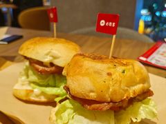 -必胜客(东岳店)