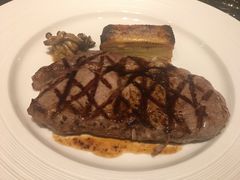 -恰餐厅及酒吧 CHAR Bar & Grill (北京丽都皇冠假日店)