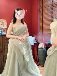 -Flora婚纱礼服定制租赁店