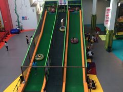 -蒙特利亲子乐园