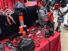 -上海跨国采购会展中心