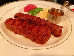 -食间牛排(重庆路万达店)
