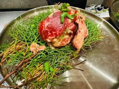 -草家酱蟹炭火烤肉店(珲春南路二店)