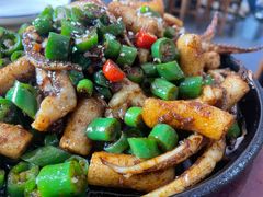 铁板鱿鱼-八张桌子(老店)