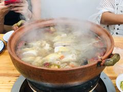 -威邵鸡煲(西华路总店)