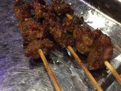 羊肉串-沪上名羊天下•烤羊腿•东北烧烤•小龙虾(浦东直营总店)