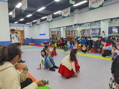 -米高蓝斯克国际轮滑中心(中铁建店)