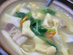 -玖鲜小笼(中山广场店)