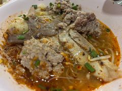 -榮泰米粉湯(Left Shop)