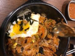 传统石锅拌饭-·缸桶屋·韩式牛肋条自助烤肉(西湖D11店)