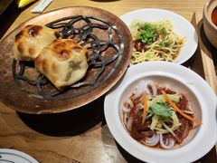-幸福的烤包子·新疆菜
