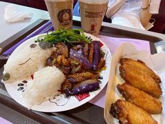 -史努比缤纷世界