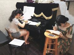 -小先生琴行(科园路店)