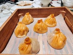 蟹黄汤包-狮王府淮扬菜(万象城店)