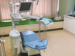 -美酷口腔牙齿矫正(江桥万达店)