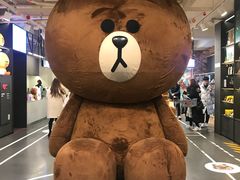 -LINE FRIENDS Garosu-gil Flagship Store