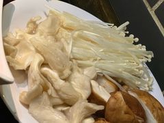 -怡品川宇火锅(宝立方店)