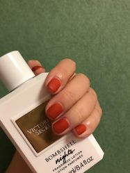 -蜜丝卡伦美甲美睫半永久