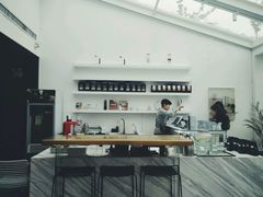 -UNI UNI(环亚凯瑟琳店)