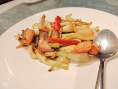 春荞虾干爆烧肉-金悦轩海鲜酒家(拱北店)