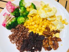 自助沙拉-So Lounge索兰至餐厅(蓝色港湾店)