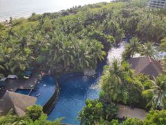 -三亚湾海居铂尔曼度假酒店