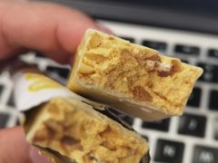 -全家便利店(杭州龙翔桥地铁站店)