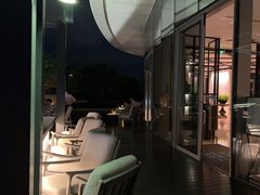 -瑰丽酒店·海吧·天际下午茶·现场DJ·天台酒吧