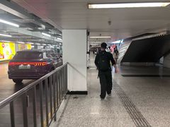 -上海虹桥站-P9停车场