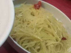 -龙巢盱眙龙虾·牛蛙·烧烤宵夜(八卦岭店)
