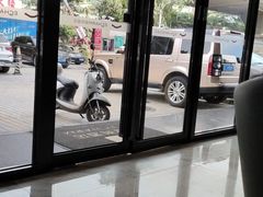 -宜霖诚际酒店(广州白云站江南市场店)