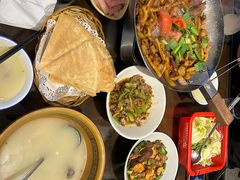-富正毅三下锅·湘西韵味(天门山索道店)