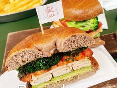 -Catch Bagel(芳草地店)