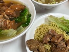 驰名牛腩捞面-第一面(东湖西路店)