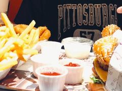 -The Habit Burger Grill 哈比特汉堡(复兴soho店)