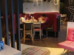 -必胜客(大坪英利店)