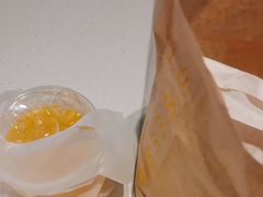 -麦当劳(深圳北站B2检票口楼上)