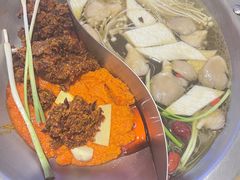 -沸炉重庆老火锅(军事博物馆店)