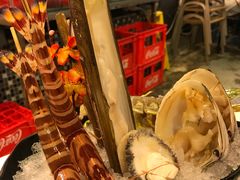 -鲜入围煮花胶鸡海鲜火锅