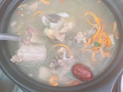 黑松露炖鸡-阿鹏故事云南野生菌火锅(人民路店)