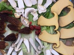 -阿婆情腊排骨火锅(金虹路店)