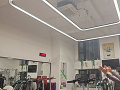 -悦耐私教健身馆(保利中心店)