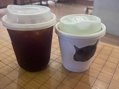-有猫主题·治愈系猫咖(曾厝垵店)