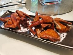 脆皮炸乳鸽-御花园酒店(希尔顿店)