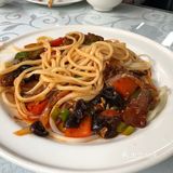 很正宗的新疆菜  位于日坛北边 周五过来吃工作午餐