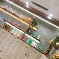 -Meng Lang 梦郎白金店