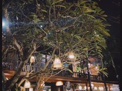 -Lam Vien Restaurant