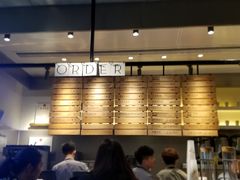 -喜茶(上海兴业太古汇店)