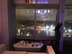 -OZONE 顶楼酒吧(香港丽思卡尔顿酒店)